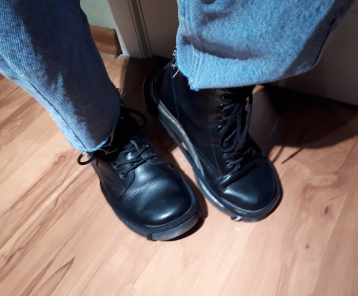 Ice cleats for footwear, "round"