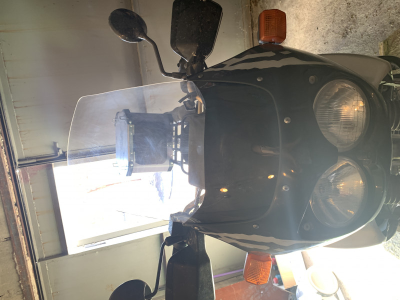 Motorcycle whindshield